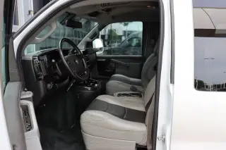2021 Chevrolet Express Passenger LS