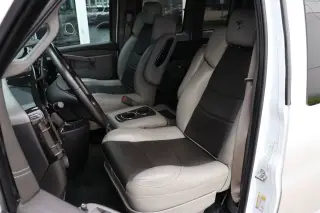 2021 Chevrolet Express Passenger LS