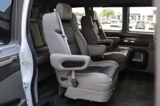 2021 Chevrolet Express Passenger LS