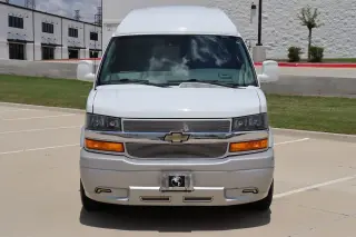 2021 Chevrolet Express Passenger LS
