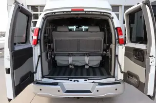 2021 Chevrolet Express Passenger LS