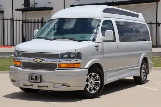 2021 Chevrolet Express Passenger LS