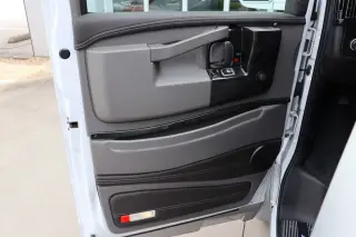 2021 Chevrolet Express Passenger LS