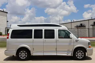 2021 Chevrolet Express Passenger LS