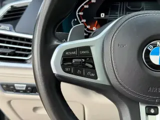 2021 BMW X7 M50i