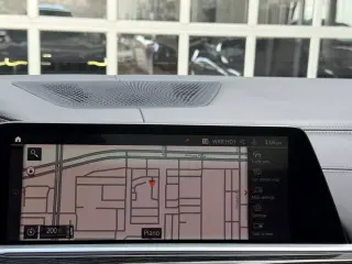 2021 BMW X7 M50i
