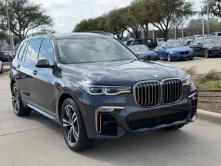 2021 BMW X7 M50i