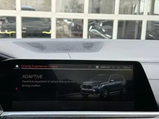 2021 BMW X7 M50i