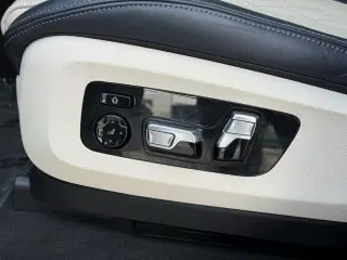 2021 BMW X7 M50i