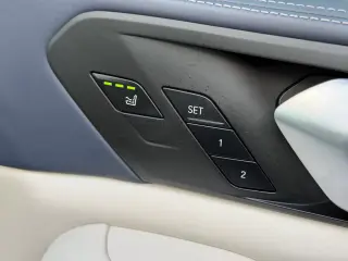 2021 BMW X7 M50i