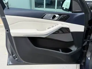 2021 BMW X7 M50i