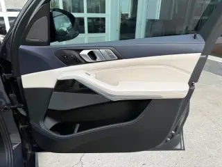 2021 BMW X7 M50i