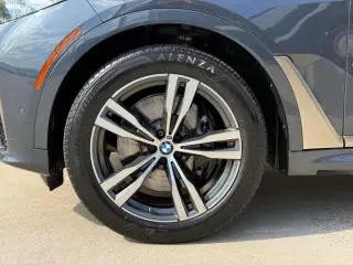 2021 BMW X7 M50i