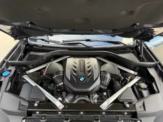 2021 BMW X7 M50i
