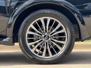 2021 INFINITI QX80