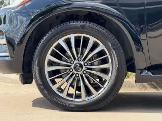 2021 INFINITI QX80