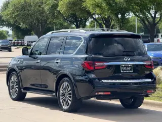 2021 INFINITI QX80