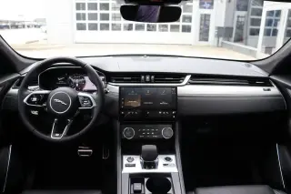 2023 Jaguar F-PACE R-Dynamic S