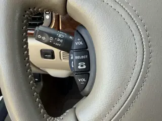 1998 Jaguar XK8