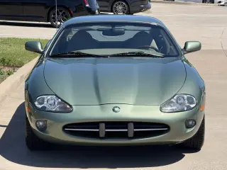 1998 Jaguar XK8
