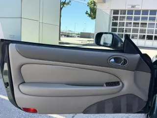 1998 Jaguar XK8