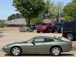 1998 Jaguar XK8
