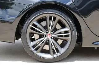 2019 Jaguar XJ