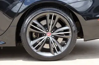 2019 Jaguar XJ