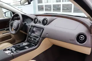 2014 Jaguar XJ