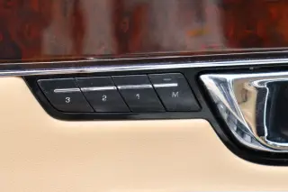 2014 Jaguar XJ
