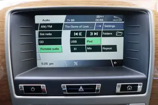 2010 Jaguar XKR