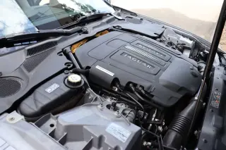 2010 Jaguar XKR
