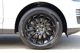 2018 Land Rover Range Rover HSE