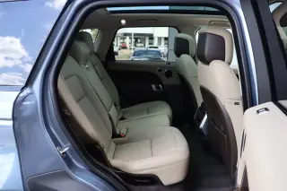 2020 Land Rover Range Rover Sport SE