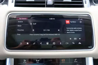 2020 Land Rover Range Rover Sport SE