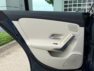 2021 Mercedes-Benz CLA 250