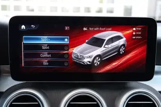 2021 Mercedes-Benz GLC 300