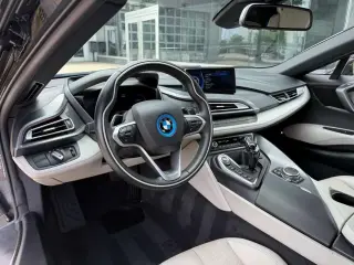 2015 BMW i8