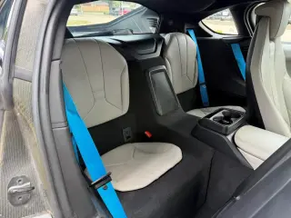 2015 BMW i8