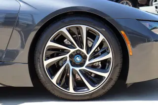 2015 BMW i8