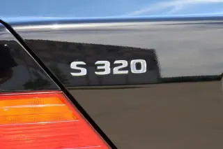 1995 Mercedes-Benz S320