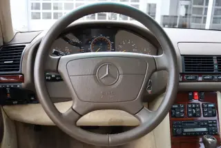 1995 Mercedes-Benz S320