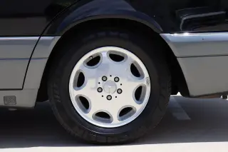 1995 Mercedes-Benz S320