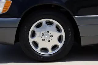 1995 Mercedes-Benz S320