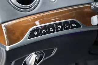 2016 Mercedes-Benz Maybach S 600 Sedan