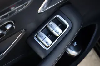 2016 Mercedes-Benz Maybach S 600 Sedan