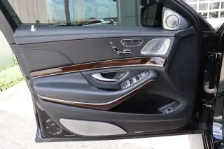 2016 Mercedes-Benz Maybach S 600 Sedan