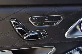 2016 Mercedes-Benz Maybach S 600 Sedan