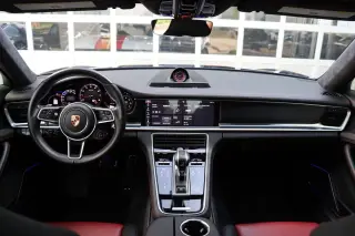 2020 Porsche Panamera GTS