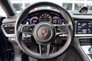 2020 Porsche Panamera GTS